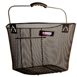 Mesh Basket in Includes Metal Bracket